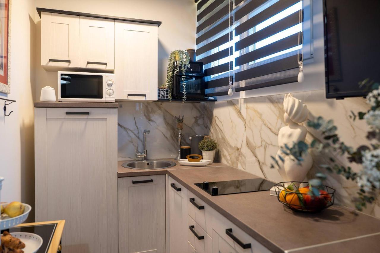 Malona One Bedroom Apartment